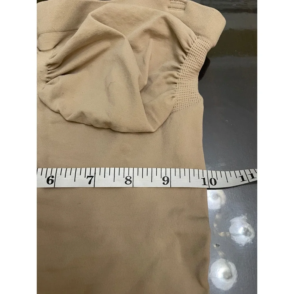SKIMS Shapewear‎ Womens L/XL Beige Sculpting Short Mid Thigh Bodysuit High Waist